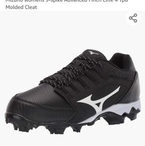 Mizuno Cleats 9-spike Finch Elite 7.5 EUC
